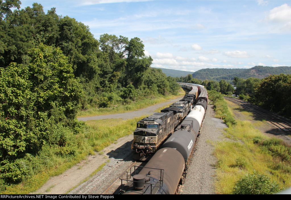 NS 9789 on A track coming into Enola yard, passing 15T on B track
